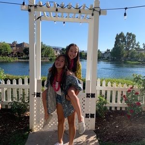 Meet your Posher, Julia